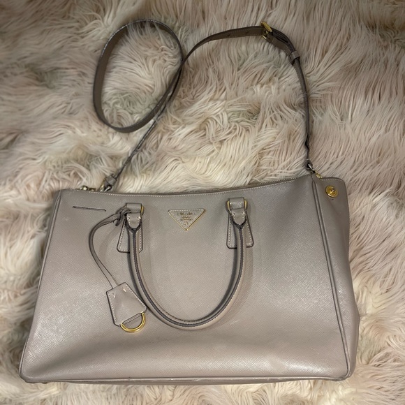 Prada Lux Saffiano Medium Tote in Argilla - Picture 13 of 13